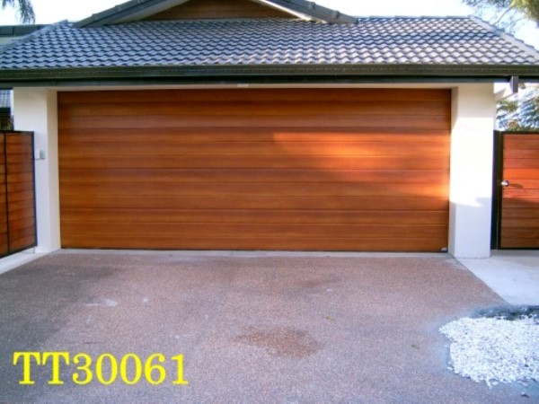 Sectional-Garage-Door-00015